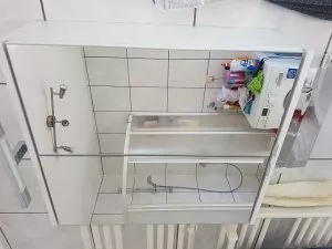Spiegelschrank - Bild 1