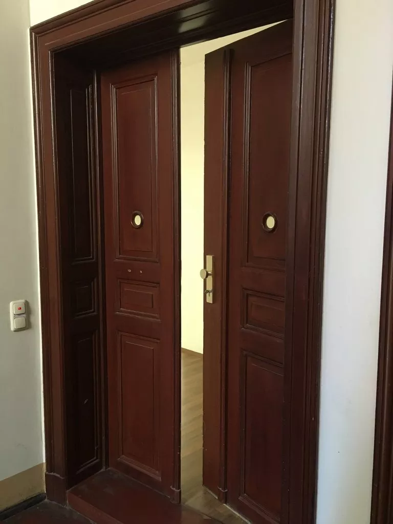 Uni &amp; zentrumsnahe Altbau-/Zweiraumwohnun - Bild 1