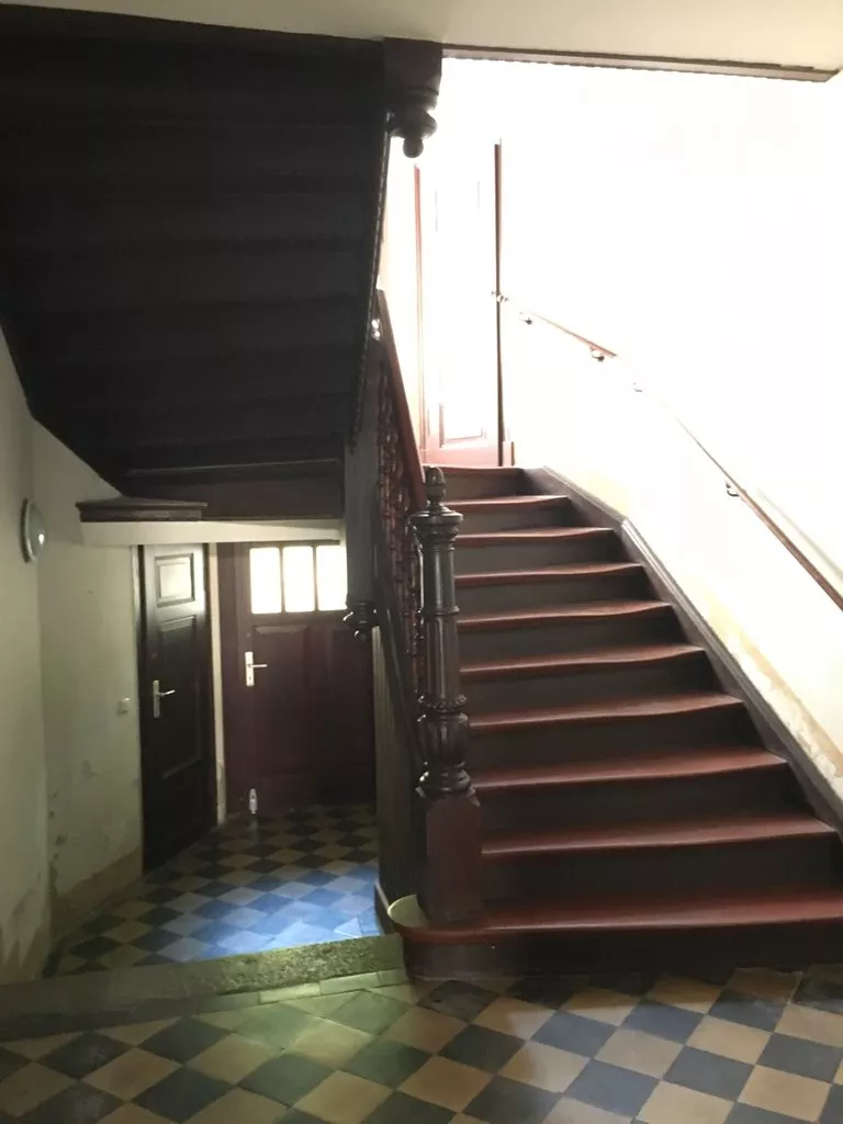 Uni &amp; zentrumsnahe Altbau-/Zweiraumwohnun - Bild 12